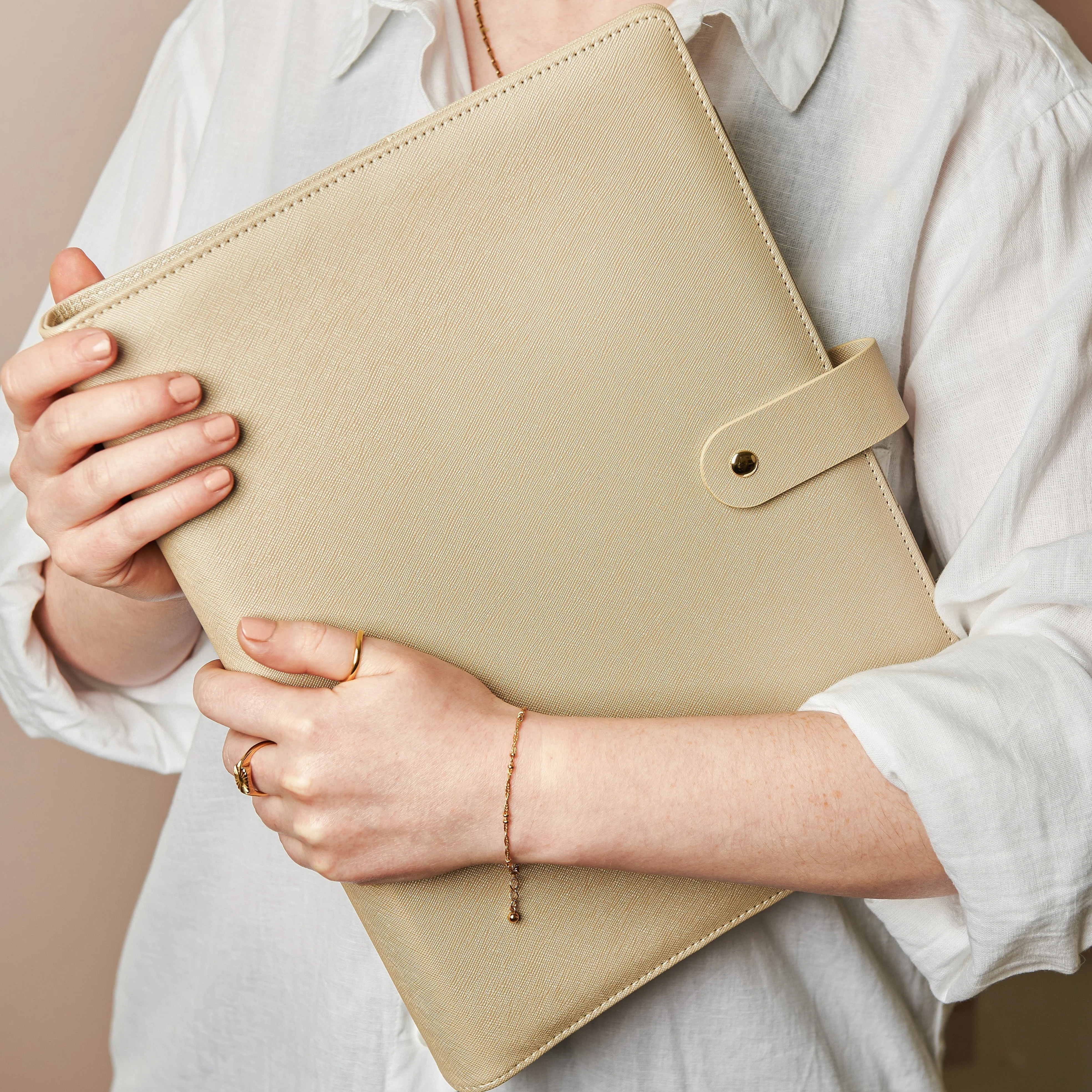 A4 Portfolio Ring Binder Organiser - Image 7